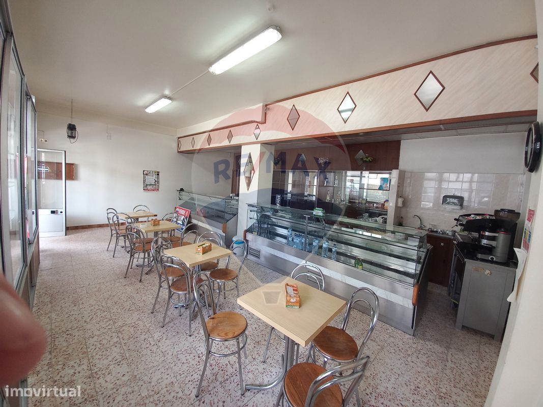  عقار تجاري في Ourem, Portugal 129متر مربع رقم 76102