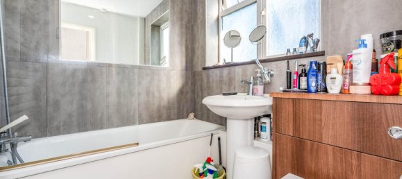 2 bedrooms Maisonette in London, United Kingdom No. 10843 5