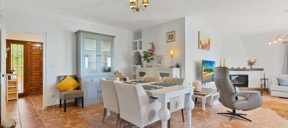 4 bedrooms Villa in Mijas, Spain No. 155308 13