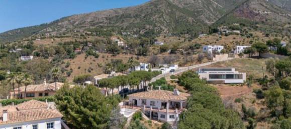 4 bedrooms Villa in Mijas, Spain No. 155308 2