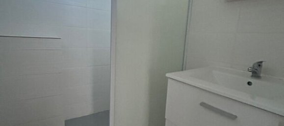 4 bedrooms House in Pau, France No. 99069 7