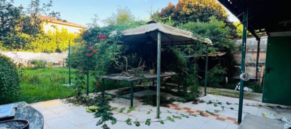 3 غرف نوم شقة في Giugliano in Campania, Italy رقم 179725 8