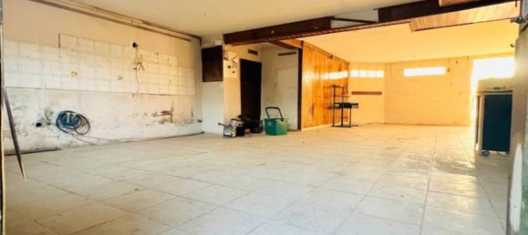 3 غرف نوم شقة في Giugliano in Campania, Italy رقم 179725 10