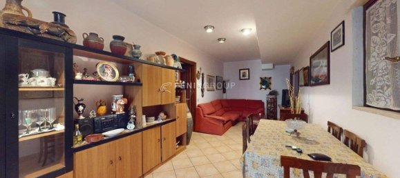 2 rooms Apartment in Vimercate, Italy No. 40371 2