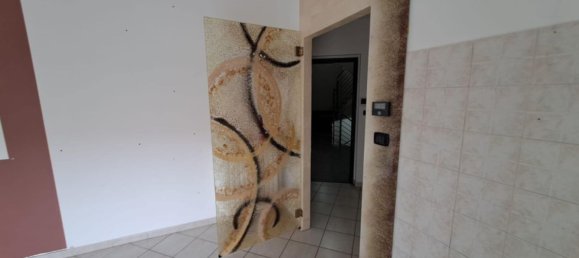 2 bedrooms Apartment in Settimo Torinese, Italy No. 316708 8