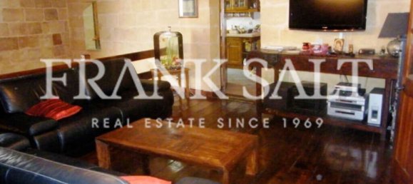 4 bedrooms House in Birkirkara, Malta No. 6549 16