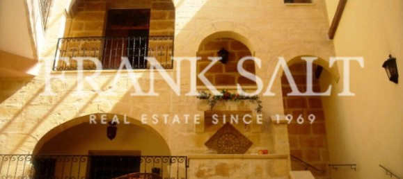 4 bedrooms House in Birkirkara, Malta No. 6549 18