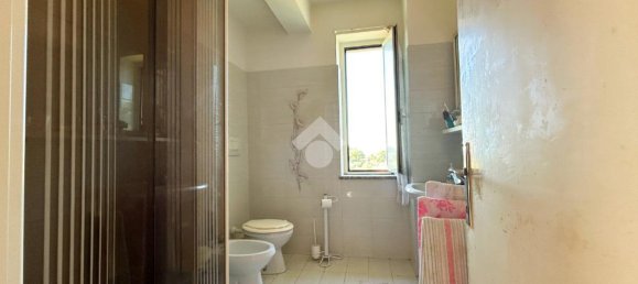 Apartamento de 4 habitaciónes en Vetralla, Italy No. 70494 10