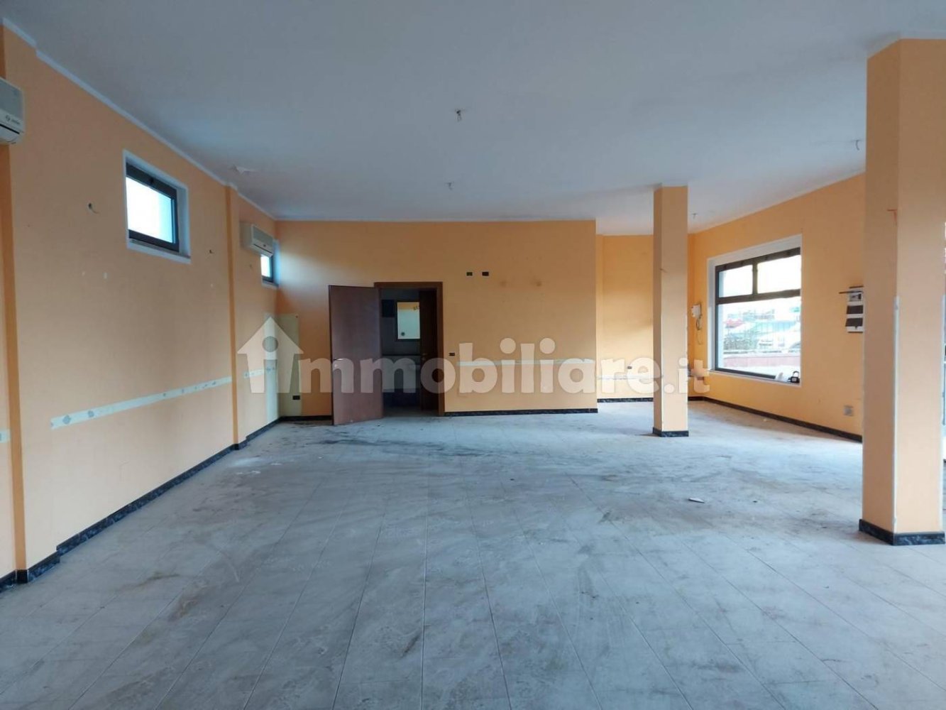 125m² Commercial property in Sardinia, Italy No. 315082