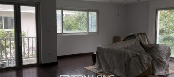 350m² Villa in Long Bien, Vietnam No. 2142 4