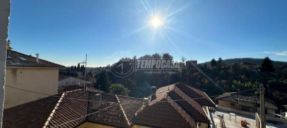 3-salle Appartement à Albese con Cassano, Italy No. 79340 9