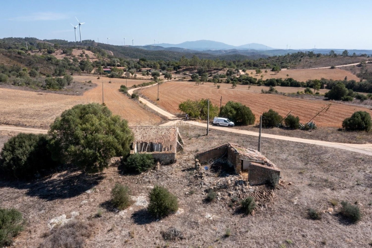 97m² Land in Bordeira, Portugal No. 207914