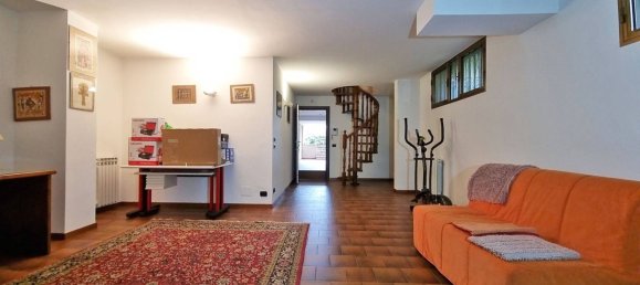 Квартира с 3 спальнями в Аграте Брианца, Италия № 2648 39