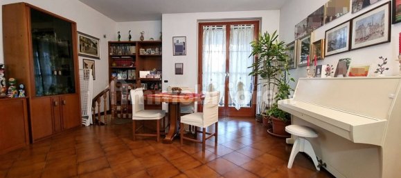 Квартира с 3 спальнями в Аграте Брианца, Италия № 2648 7