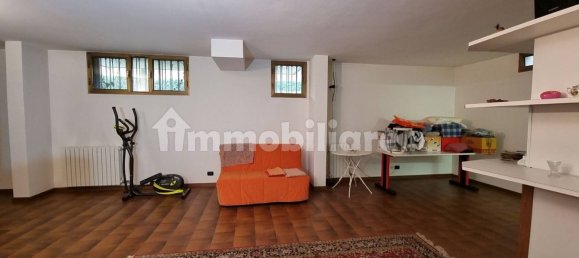 Квартира с 3 спальнями в Аграте Брианца, Италия № 2648 38