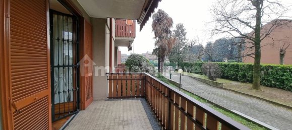 Квартира с 3 спальнями в Аграте Брианца, Италия № 2648 9