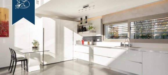 5 غرف نوم فيلا في Besozzo, Italy رقم 386257 30