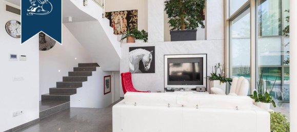 5 غرف نوم فيلا في Besozzo, Italy رقم 386257 20