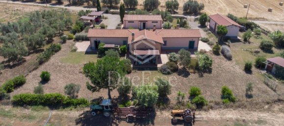 5 chambres Villa à Tarquinia, Italy No. 277301 2