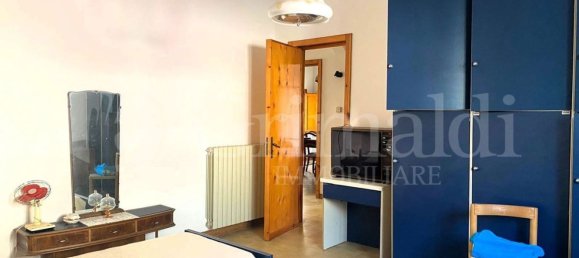 Дом с 5 комнатами в Sannicola, Италия № 293070 9