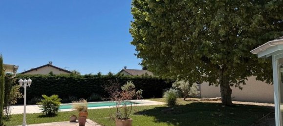 5 bedrooms House in Rhone, France No. 284268 4