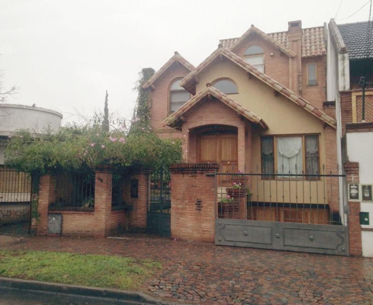 4 bedrooms House in Bermudez, Argentina No. 10253