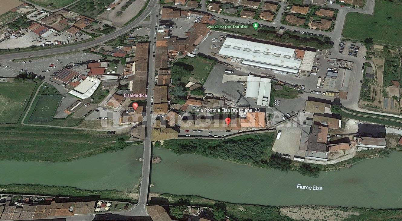 2 bedrooms Apartment in Empoli, Italy No. 49184