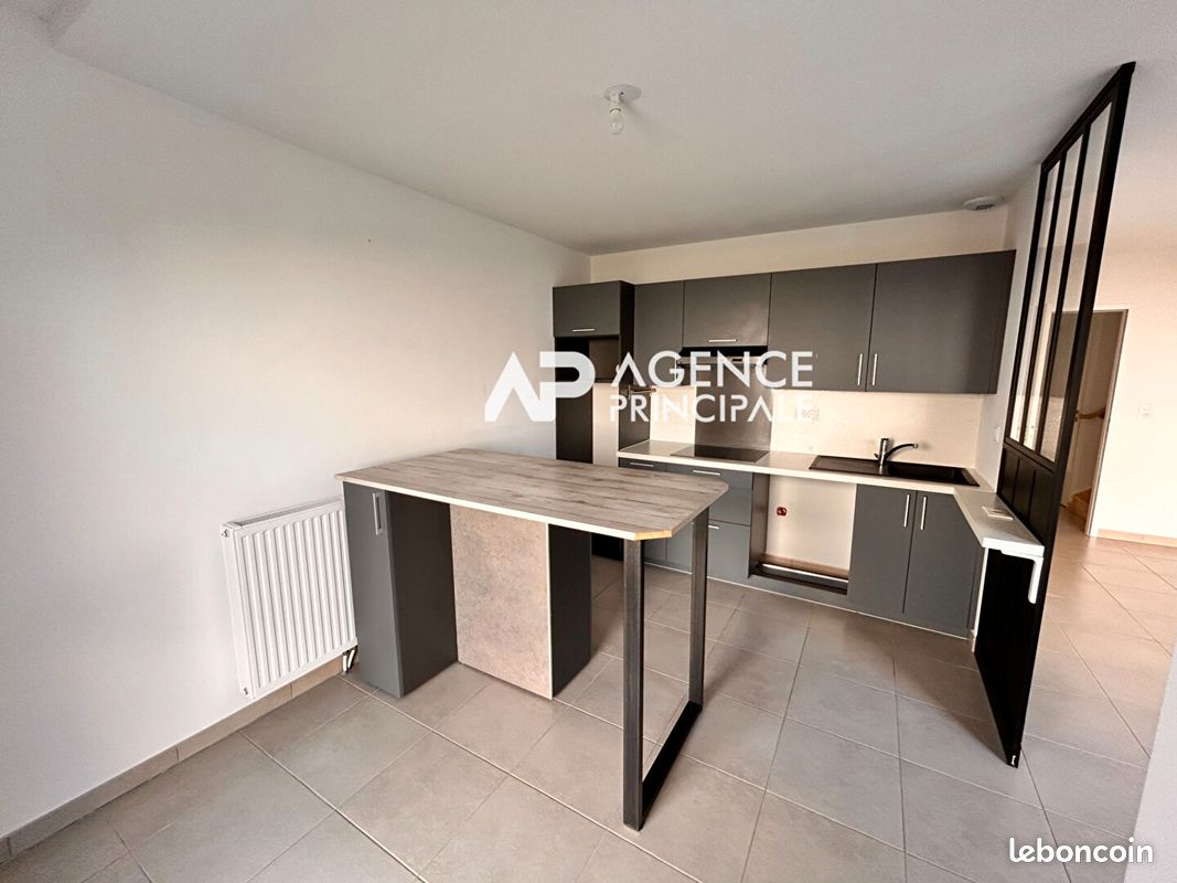 3 Schlafzimmer Haus in Saint-Xandre, France, Nr. 291905