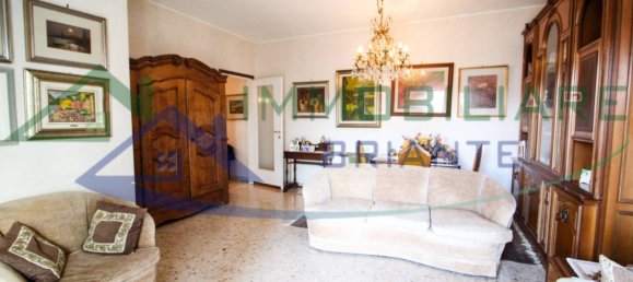 Apartamento de 2 dormitorios en Somma Lombardo, Italy No. 142359 10