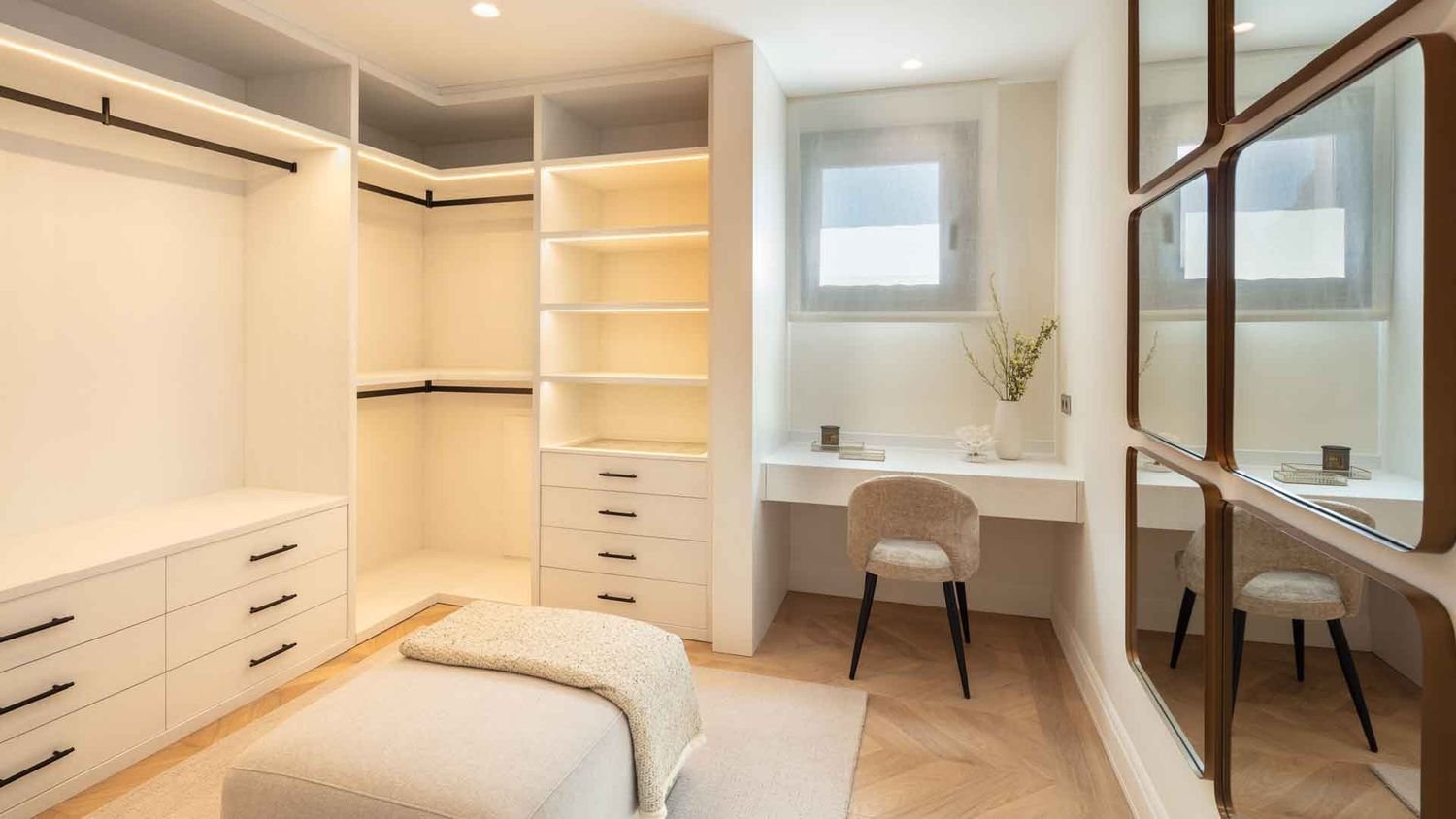 Villa de 6 dormitorios en Marbella, Spain No. 91216