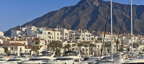 Villa de 6 dormitorios en Marbella, Spain No. 91216 3