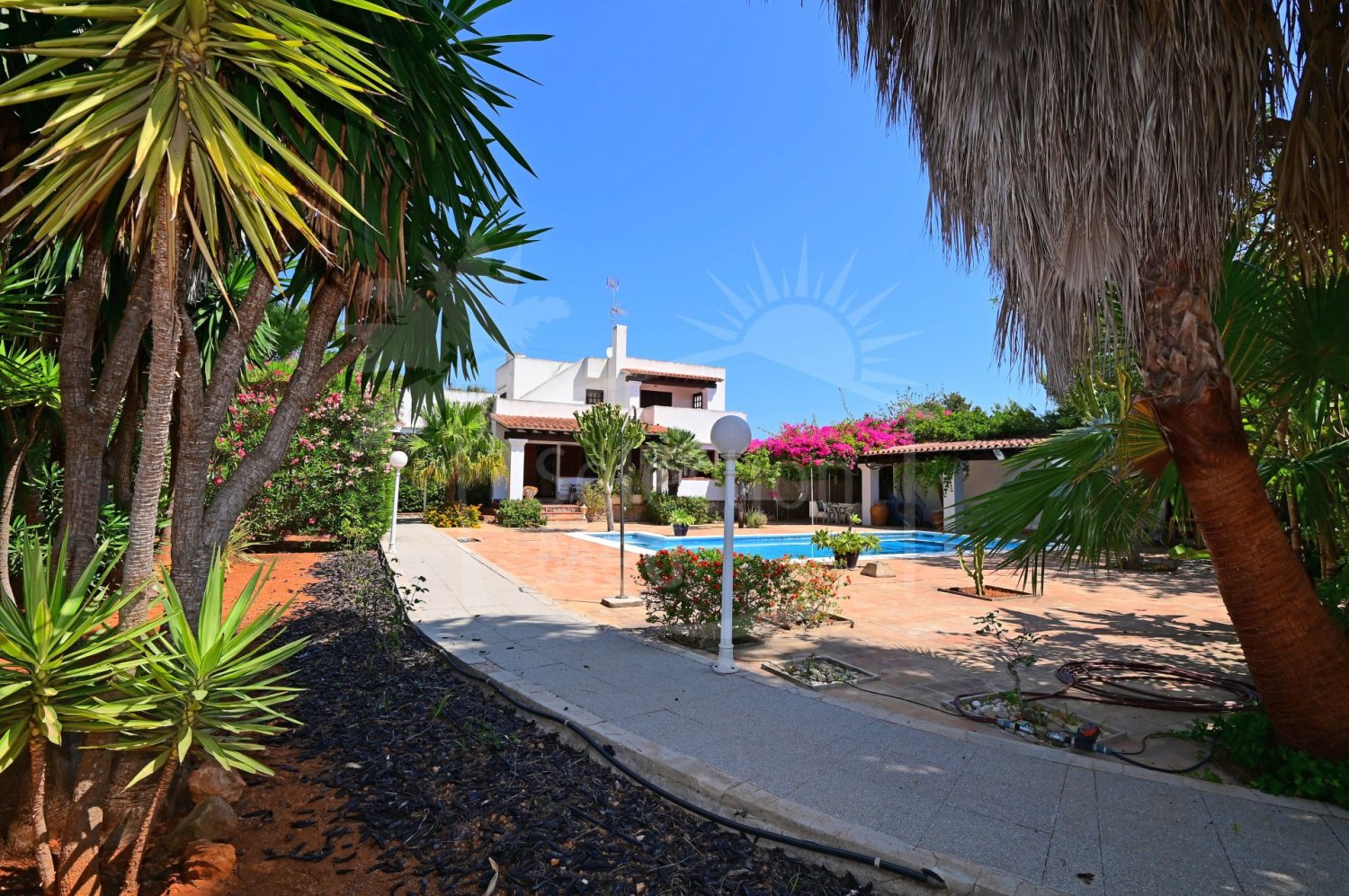 4 Schlafzimmer Villa in Santa Eulalia Del Rio, Spain, Nr. 233023