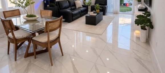 5 Schlafzimmer Villa in Miami, USA, Nr. 615743 9