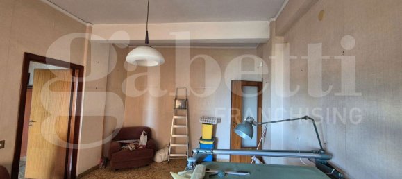 7 bedrooms Apartment in Torre Annunziata, Italy No. 340046 6
