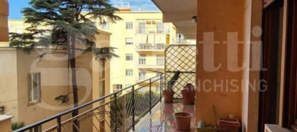 7 bedrooms Apartment in Torre Annunziata, Italy No. 340046 10