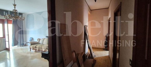 7 bedrooms Apartment in Torre Annunziata, Italy No. 340046 18