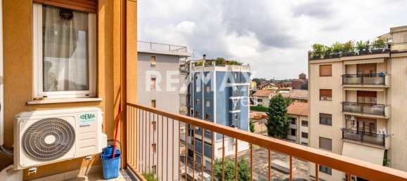 1 chambre Appartement à Garbagnate Milanese, Italy No. 378534 17