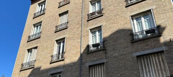 1 bedroom Apartment in Colombes, France No. 162569 7