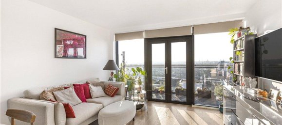 2 bedrooms Penthouse in London, United Kingdom No. 8671 2