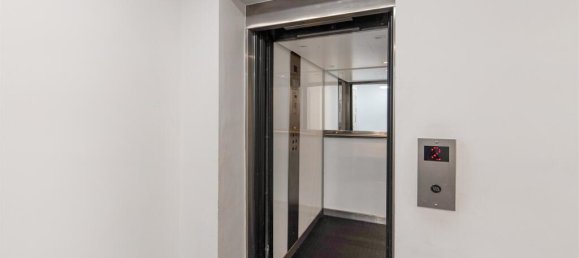 1 bedroom Apartment in Epsom, United Kingdom No. 9770 8