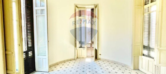 6 bedrooms Apartment in Palermo, Italy No. 320289 20