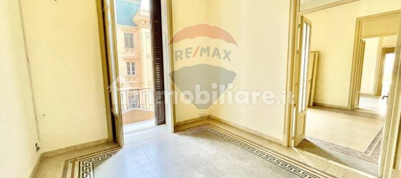 6 bedrooms Apartment in Palermo, Italy No. 320289 12