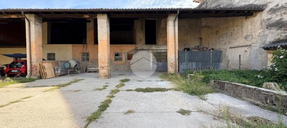 6 Schlafzimmer Haus in Castegnato, Italy, Nr. 381877 2
