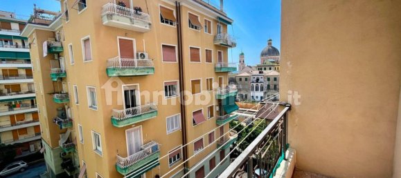 Квартира с 3 спальнями в Генуя, Италия № 263049 34