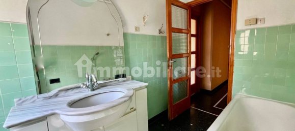 Квартира с 3 спальнями в Генуя, Италия № 263049 36