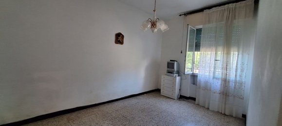 6 rooms Apartment in Borgo a Mozzano, Italy No. 82772 7