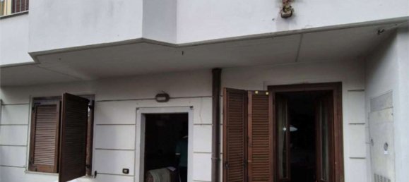 4 rooms Apartment in Spirano, Italy No. 266990 14