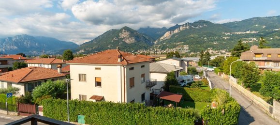 3 bedrooms Penthouse in Valgreghentino, Italy No. 365483 18