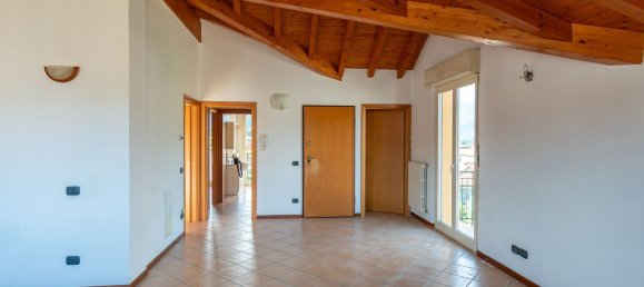 3 bedrooms Penthouse in Valgreghentino, Italy No. 365483 6