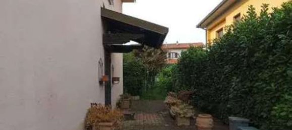 2 rooms Apartment in Vertemate con Minoprio, Italy No. 6779 15